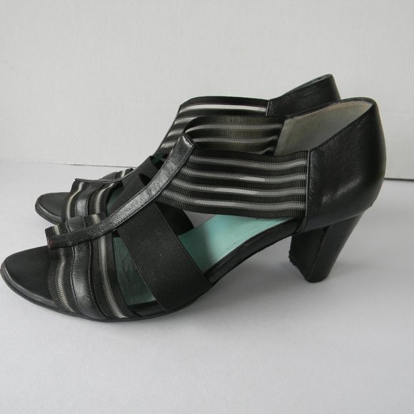 THIERRY RABOTIN MADE IN ITALY BLACK LEATHER OPEN TOE SANDALS SZ 37.5 - Picture 1 of 7